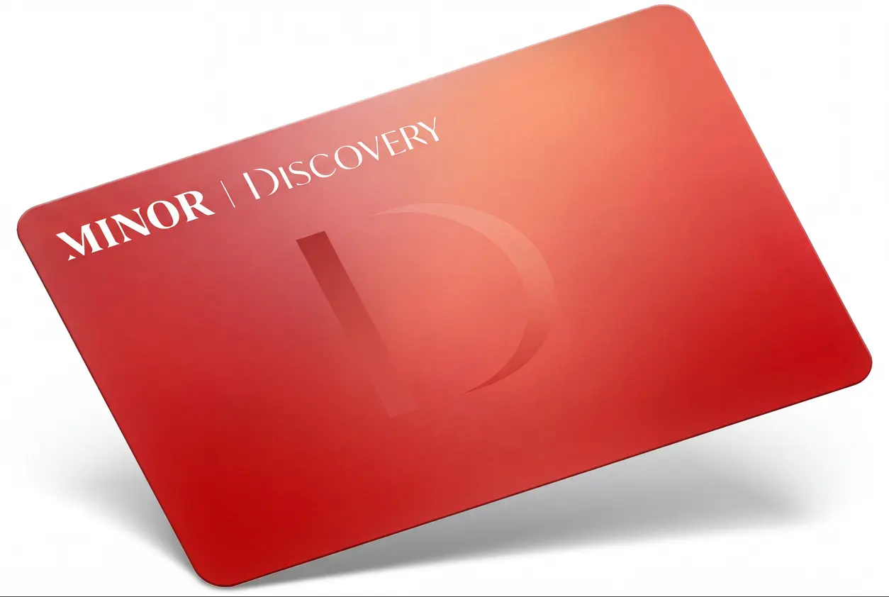A red Minor DISCOVERY membership card